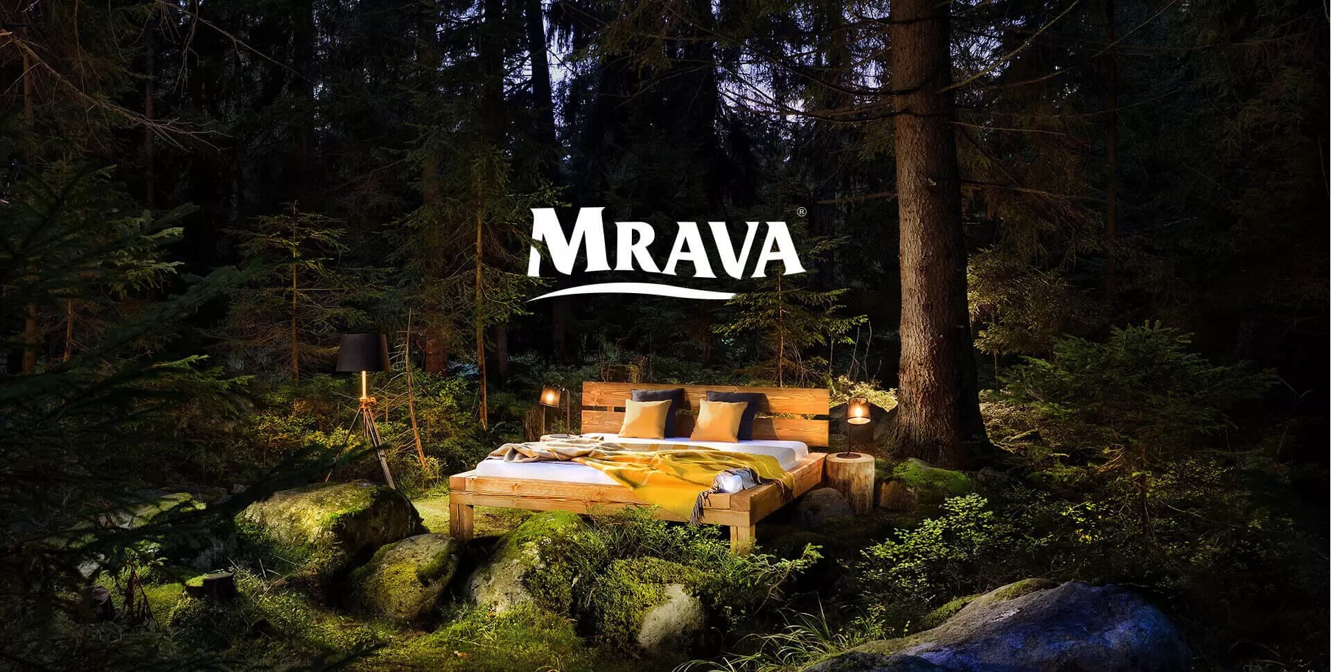 Bed in wood